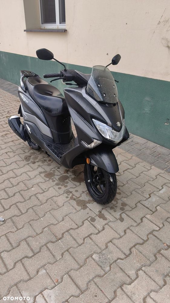 Suzuki Burgman - 5