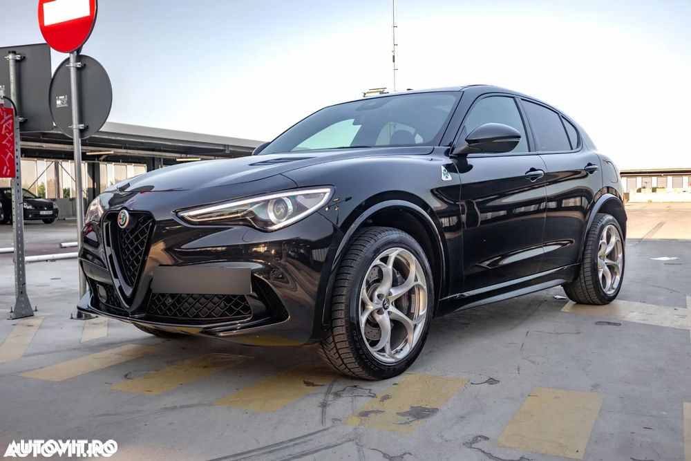 Alfa Romeo Stelvio 2.9 V6 Turbo AWD AT8 Quadrifoglio - 1