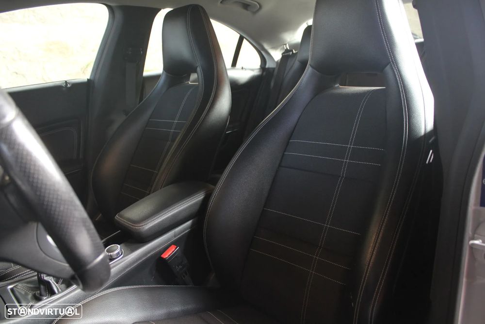 Mercedes-Benz CLA 180 d Urban - 15