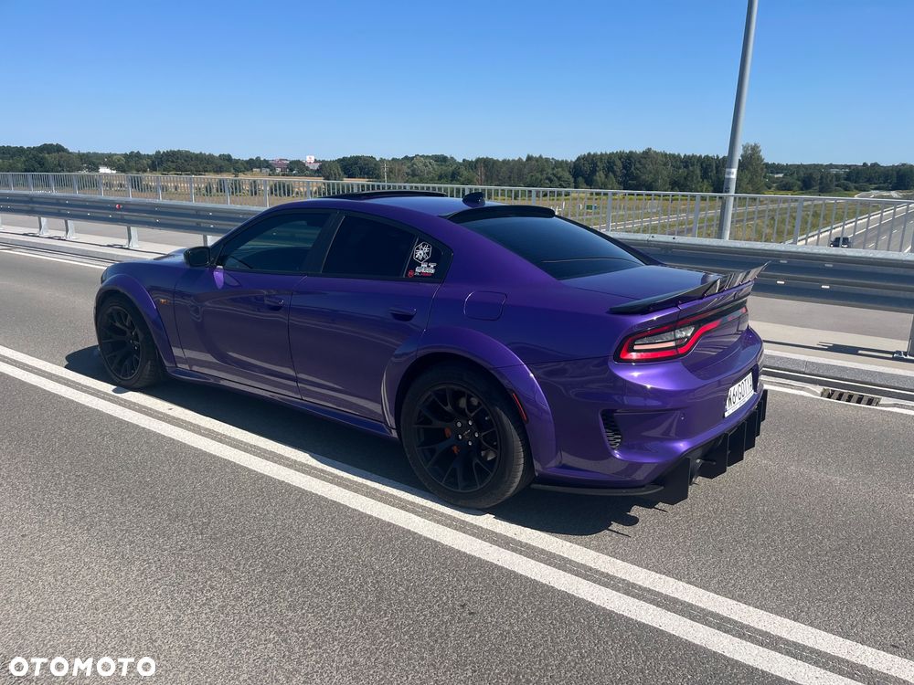 Dodge Charger 6.4 Scat Pack Widebody - 15