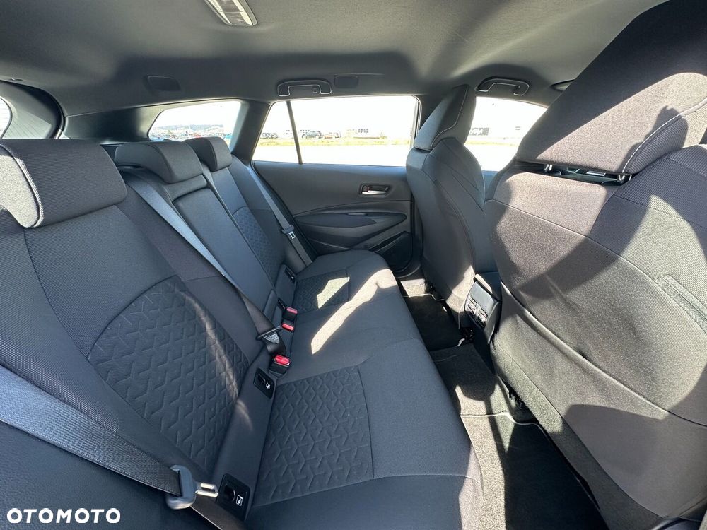 Toyota Corolla 2.0 Hybrid Comfort - 14