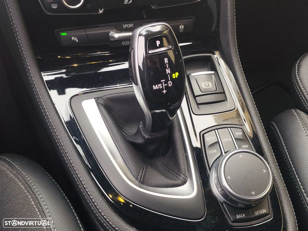 BMW 216 Active Tourer d Line Sport Auto - 10