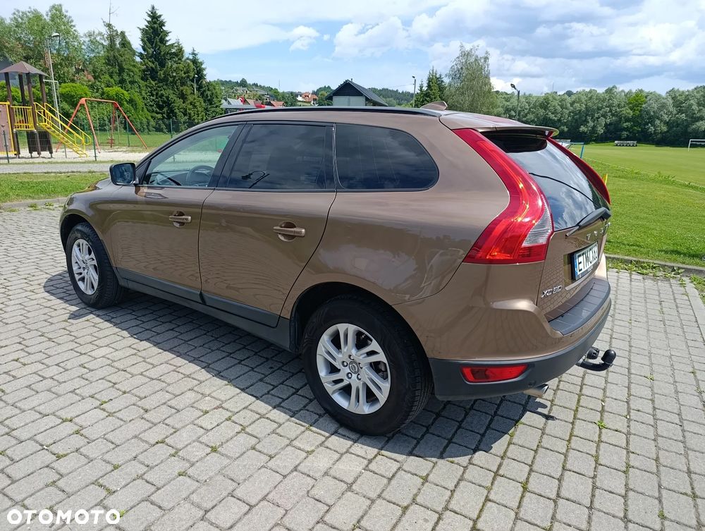 Volvo XC 60 2.4D Momentum - 10
