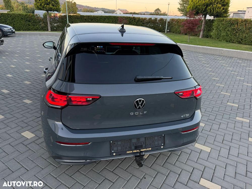 Volkswagen Golf - 15