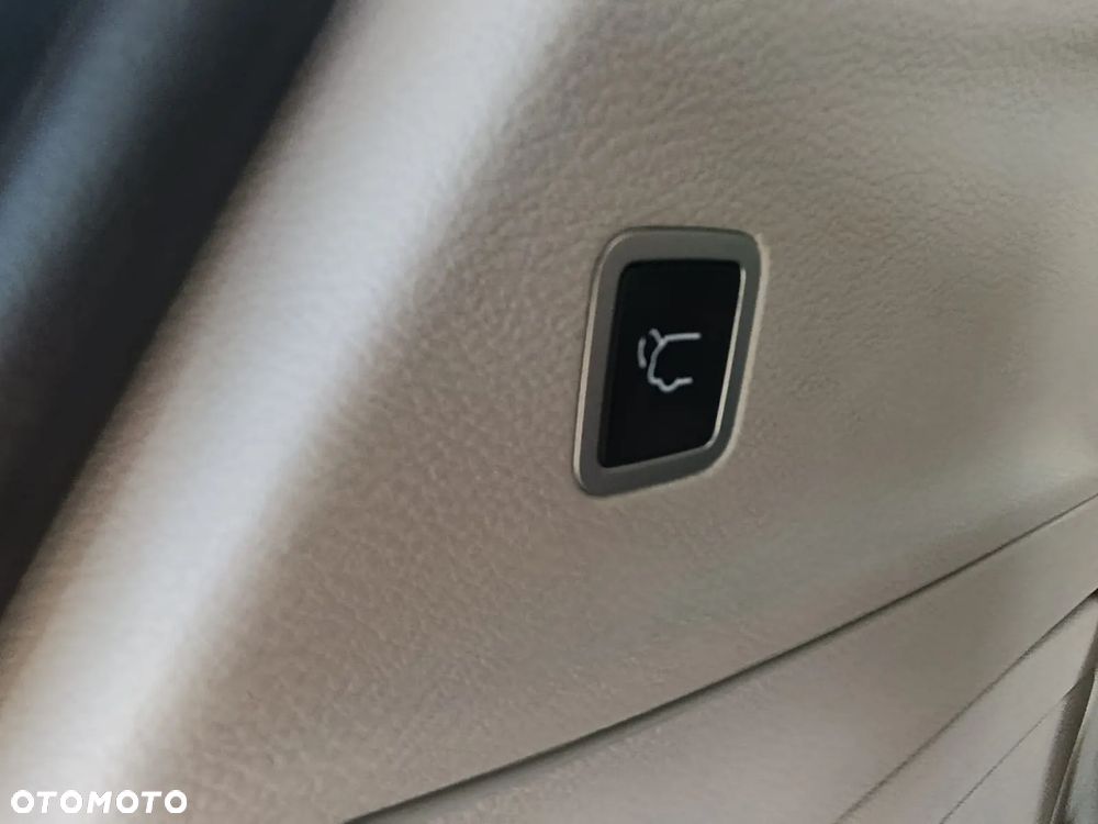 Chrysler Pacifica - 32