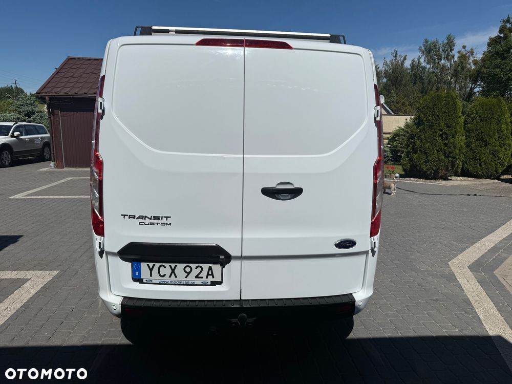 Ford Transit Custom - 13
