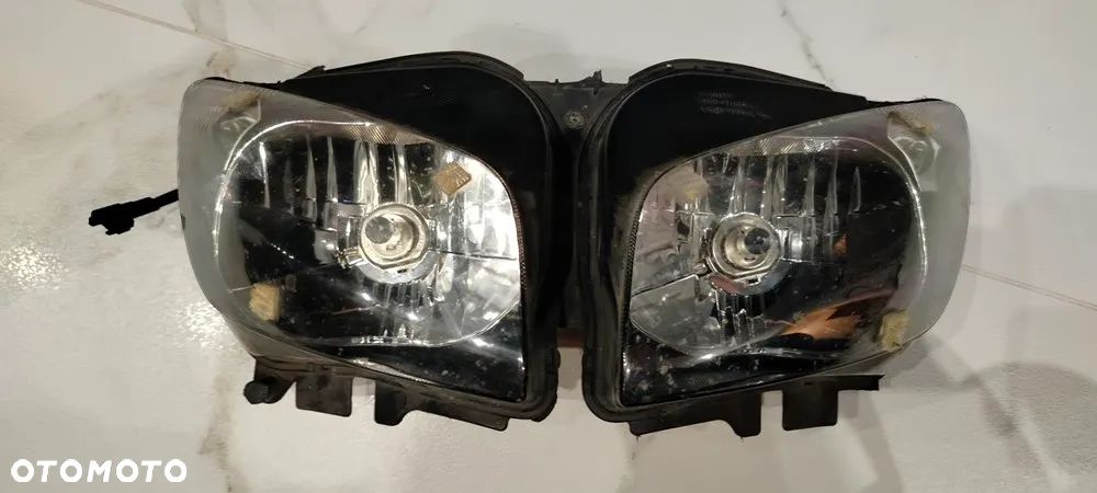 YAMAHA FZS 600 1000 FAZER LAMPA PRZÓD REFLEKTOR - 1