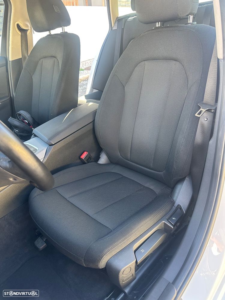 BMW 320 d Touring Auto - 10