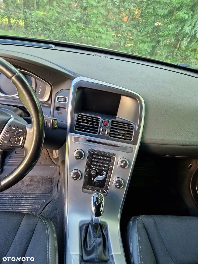 Volvo Xc 60 2017 photo 5