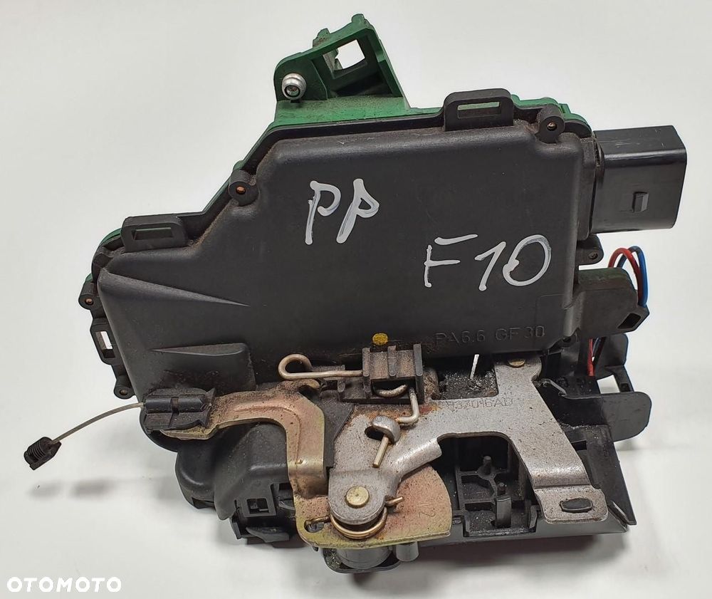 ZAMEK DRZWI PRAWY PRZÓD VW GOLF IV 3B1837016AD EU - 2