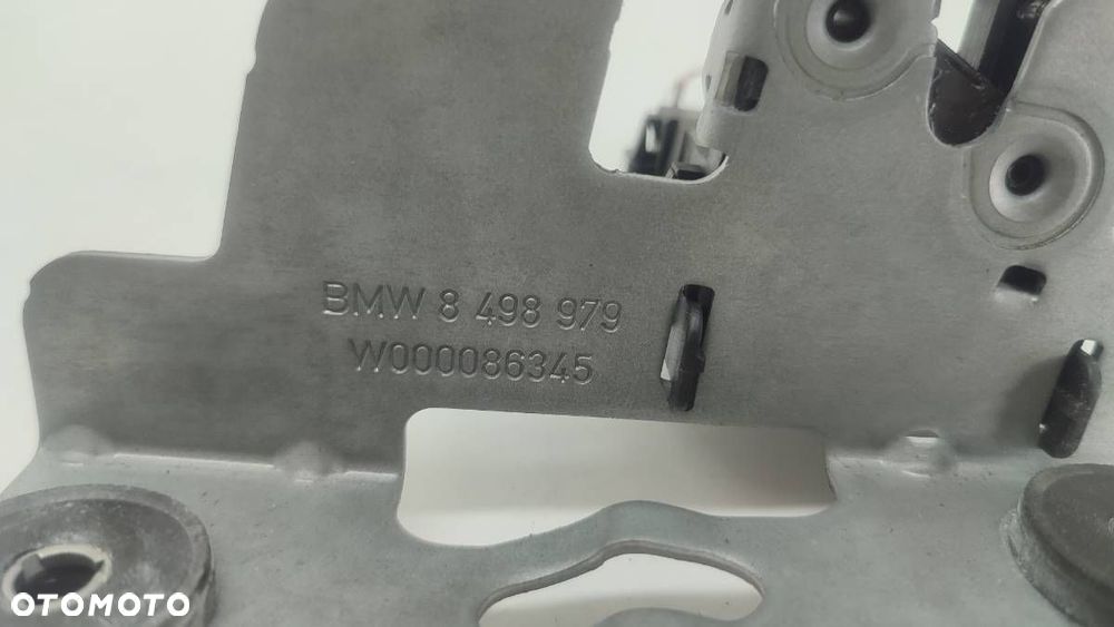 ZAMEK KLAPY SZYBY TYLNEJ BMW G21 EU 8498979 - 3