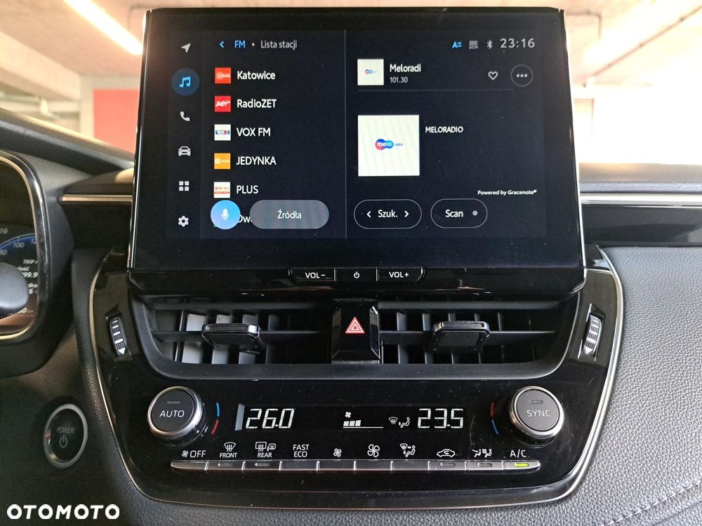 Toyota Corolla 1.8 Hybrid Style - 22