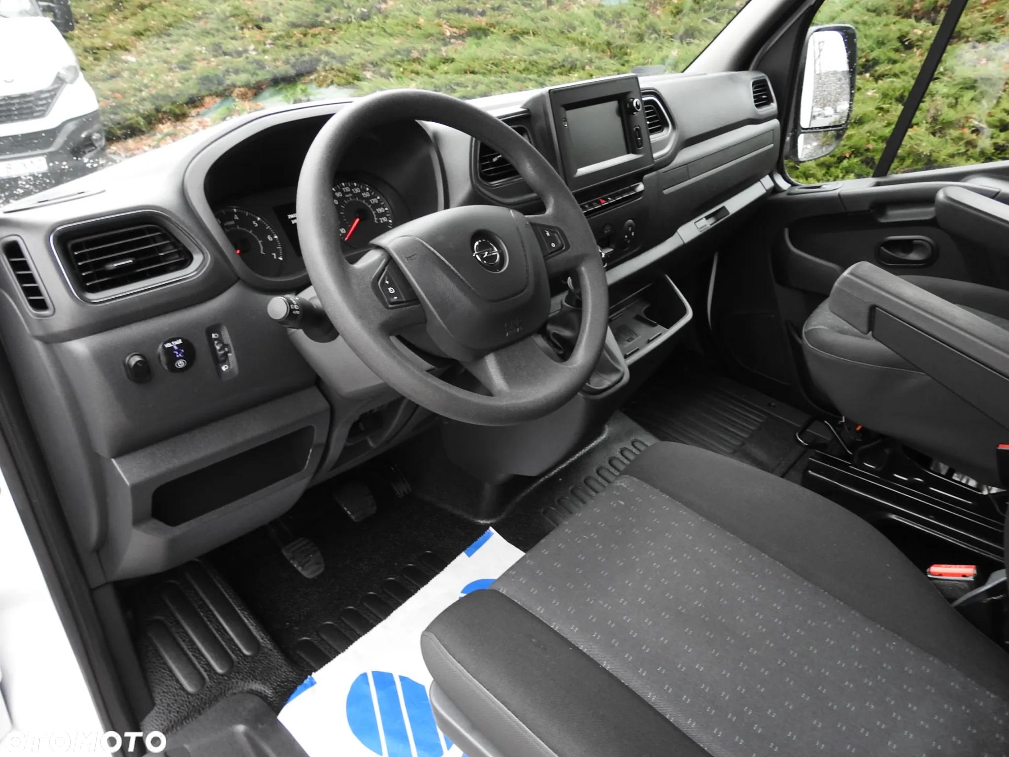 Opel MOVANO PLANDEKA 10 PALET WEBASTO TEMPOMAT NAWIGACJA KLIMATYZACJA LEDY PNEUMATYKA 165KM [ 229436 ] - 3