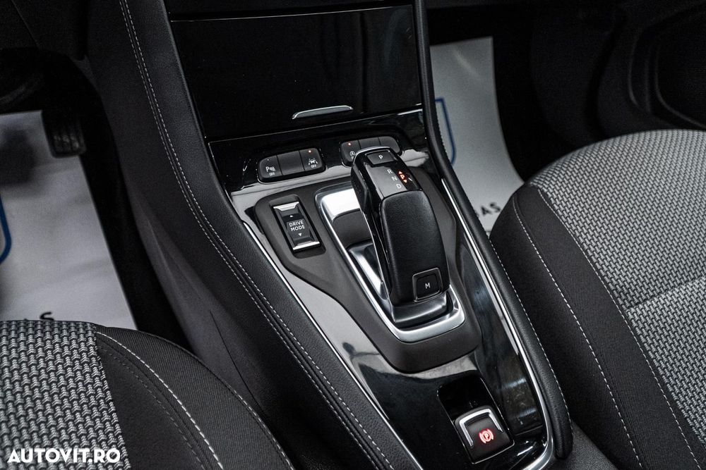 Opel Grandland X 1.2 Turbo START/STOP AT8 Business Edition - 22