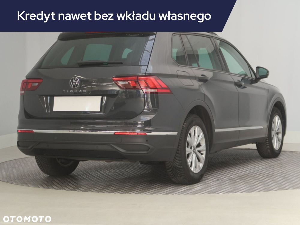 Volkswagen Tiguan - 7