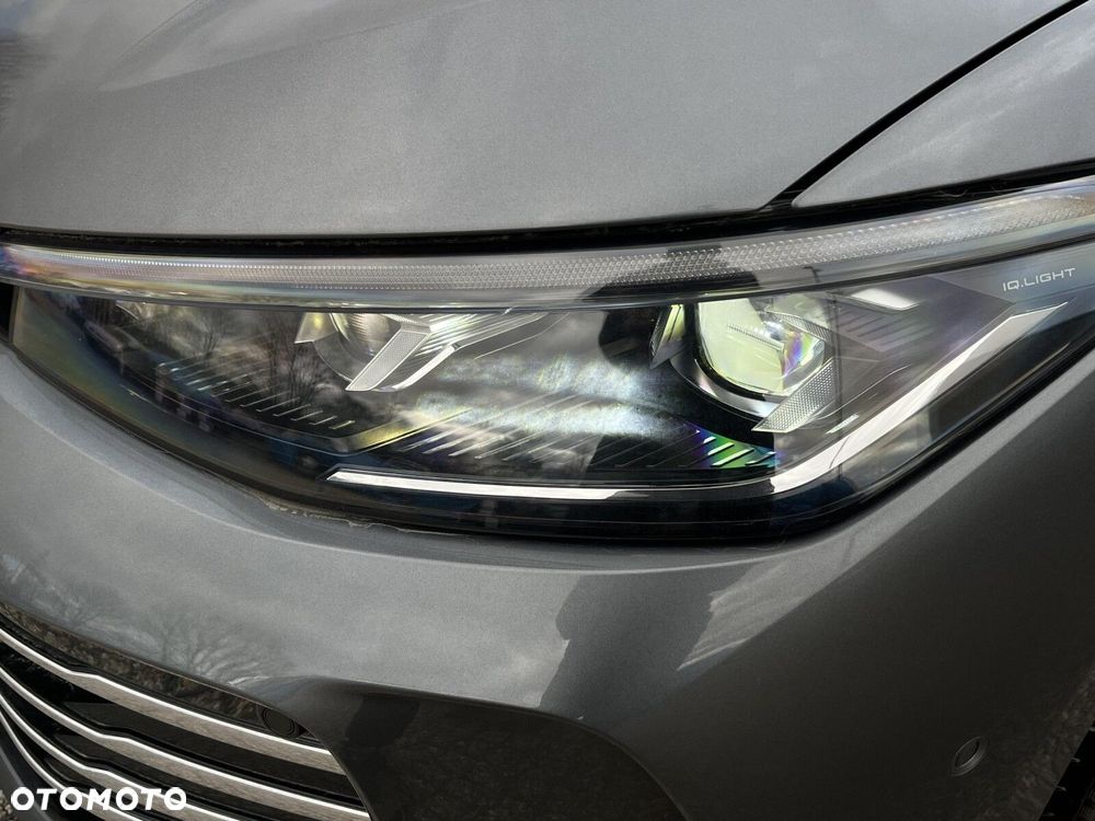 Volkswagen Passat Variant 2.0 TSI Elegance DSG - 10