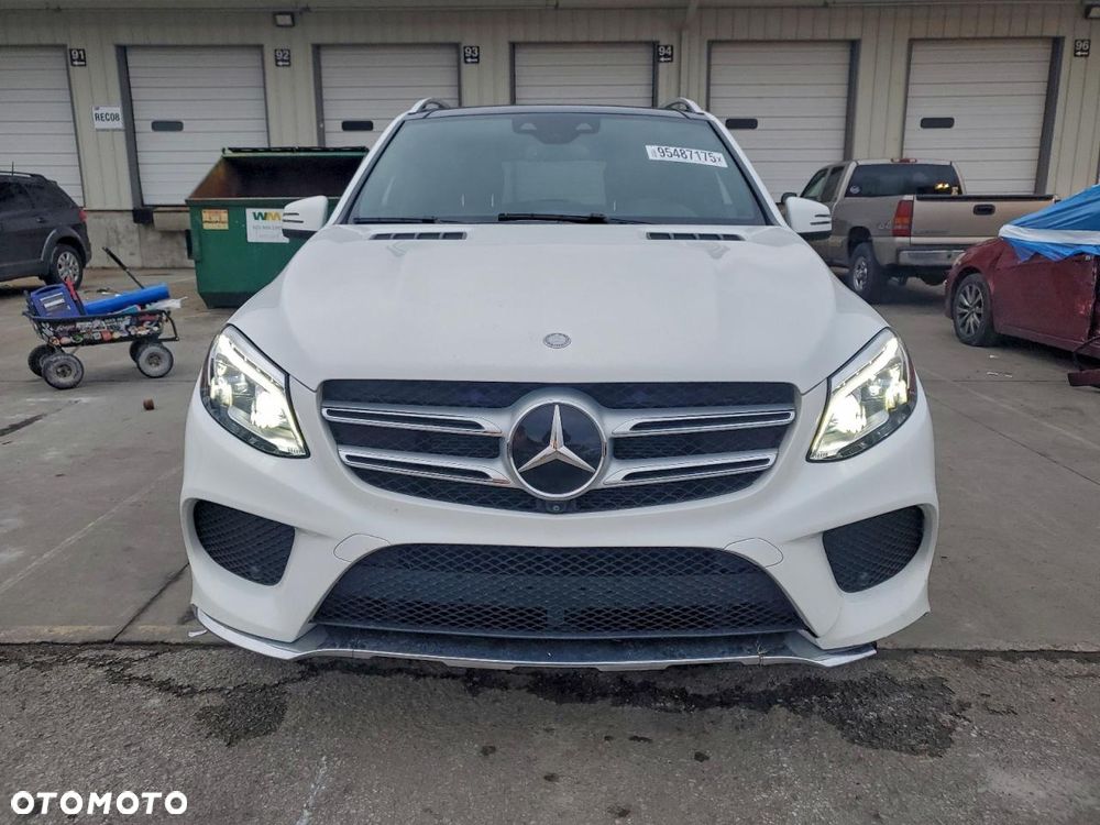Mercedes-Benz GLE - 3