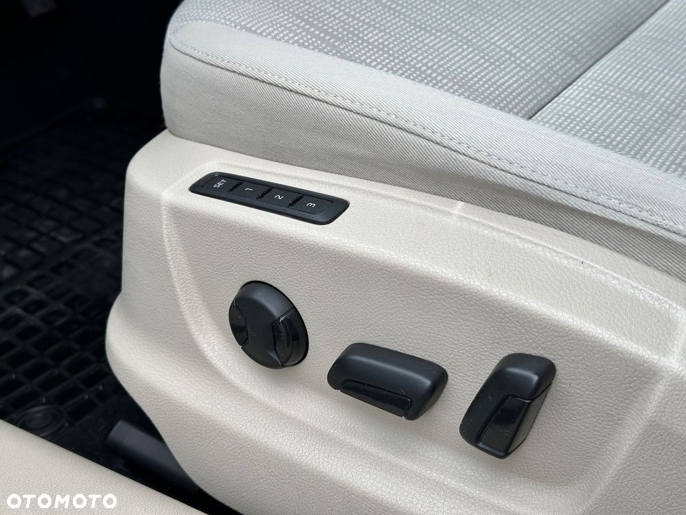 Skoda Octavia 2.0 TDI Elegance - 24