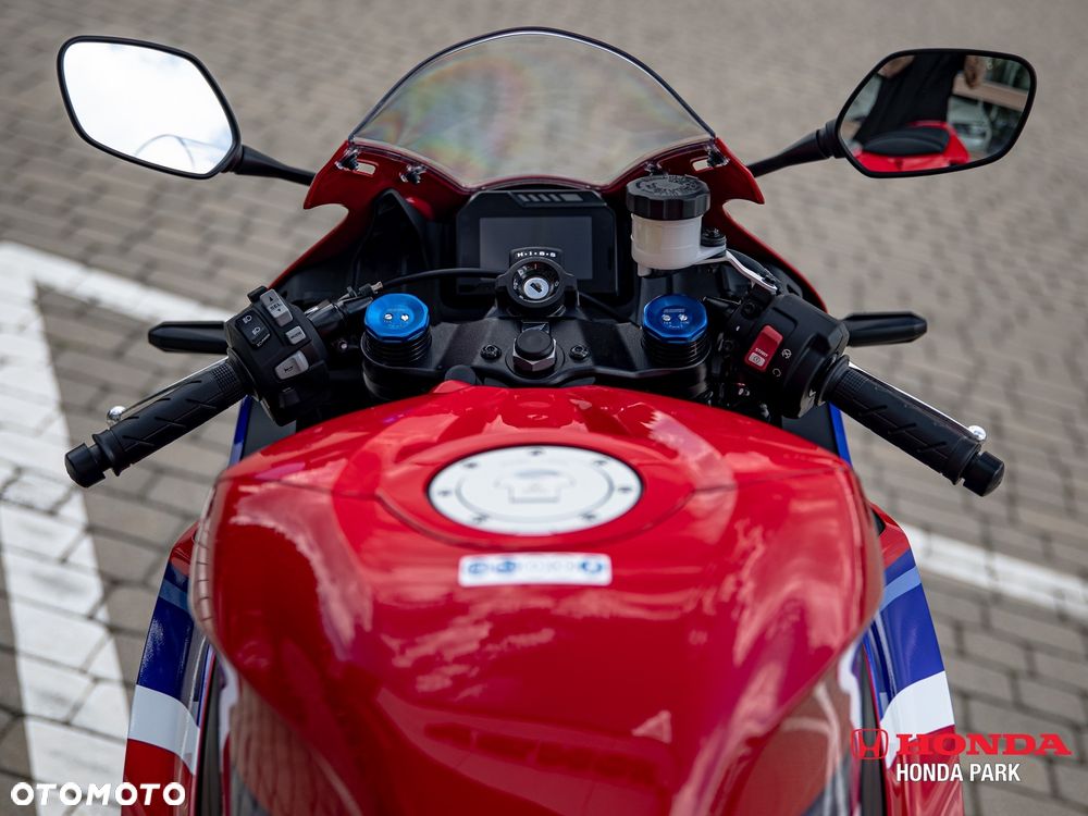 Honda CBR - 19