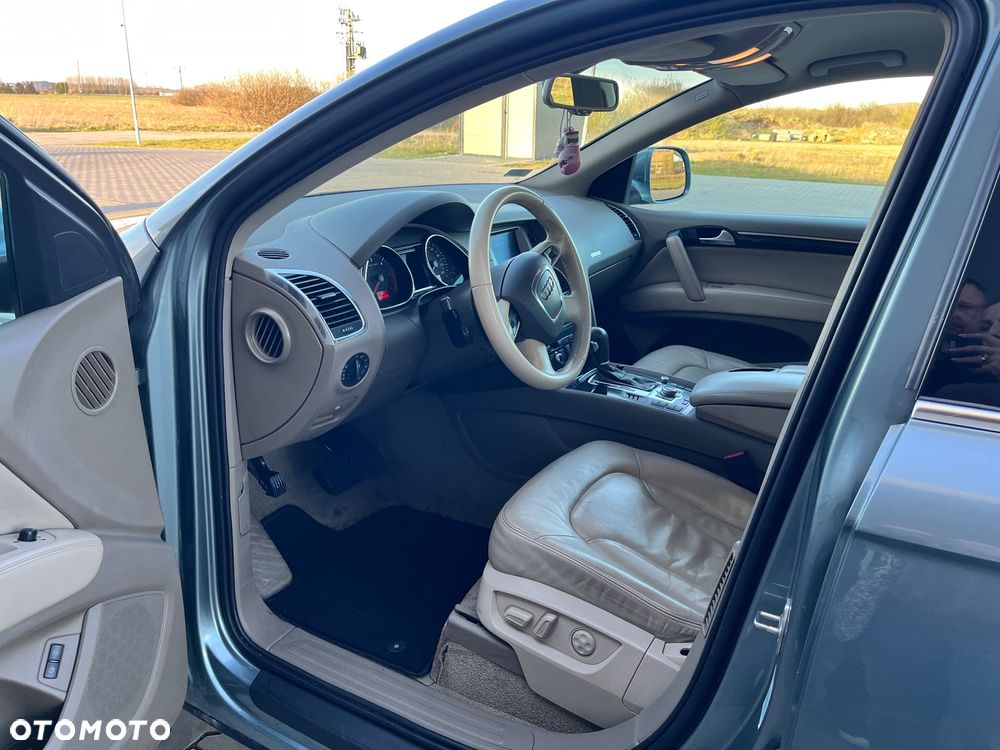 Audi Q7 3.0 TDI Quattro Tiptronic - 16