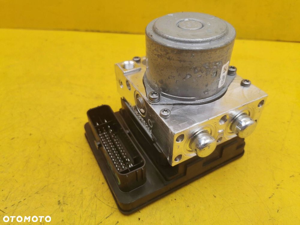 Mercedes-Benz C W205 POMPA ABS A2059004449 - 1