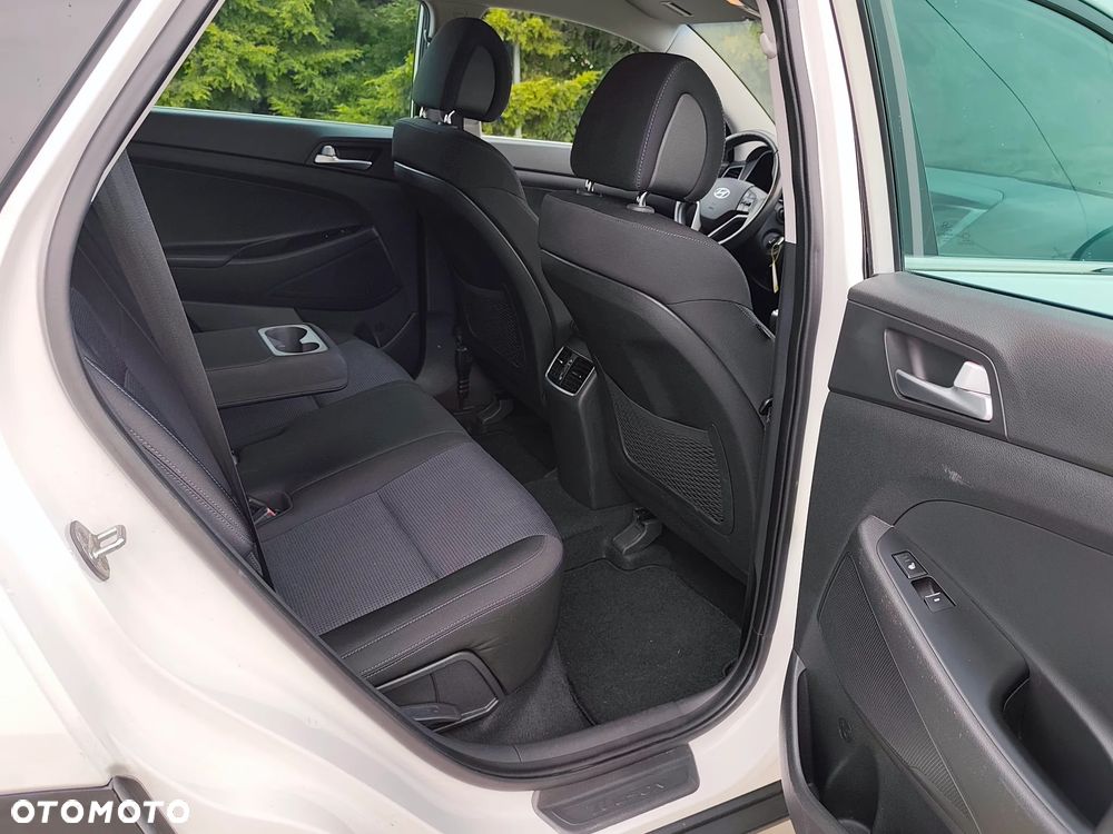 Hyundai Tucson blue 1.7 CRDi 2WD Advantage - 10
