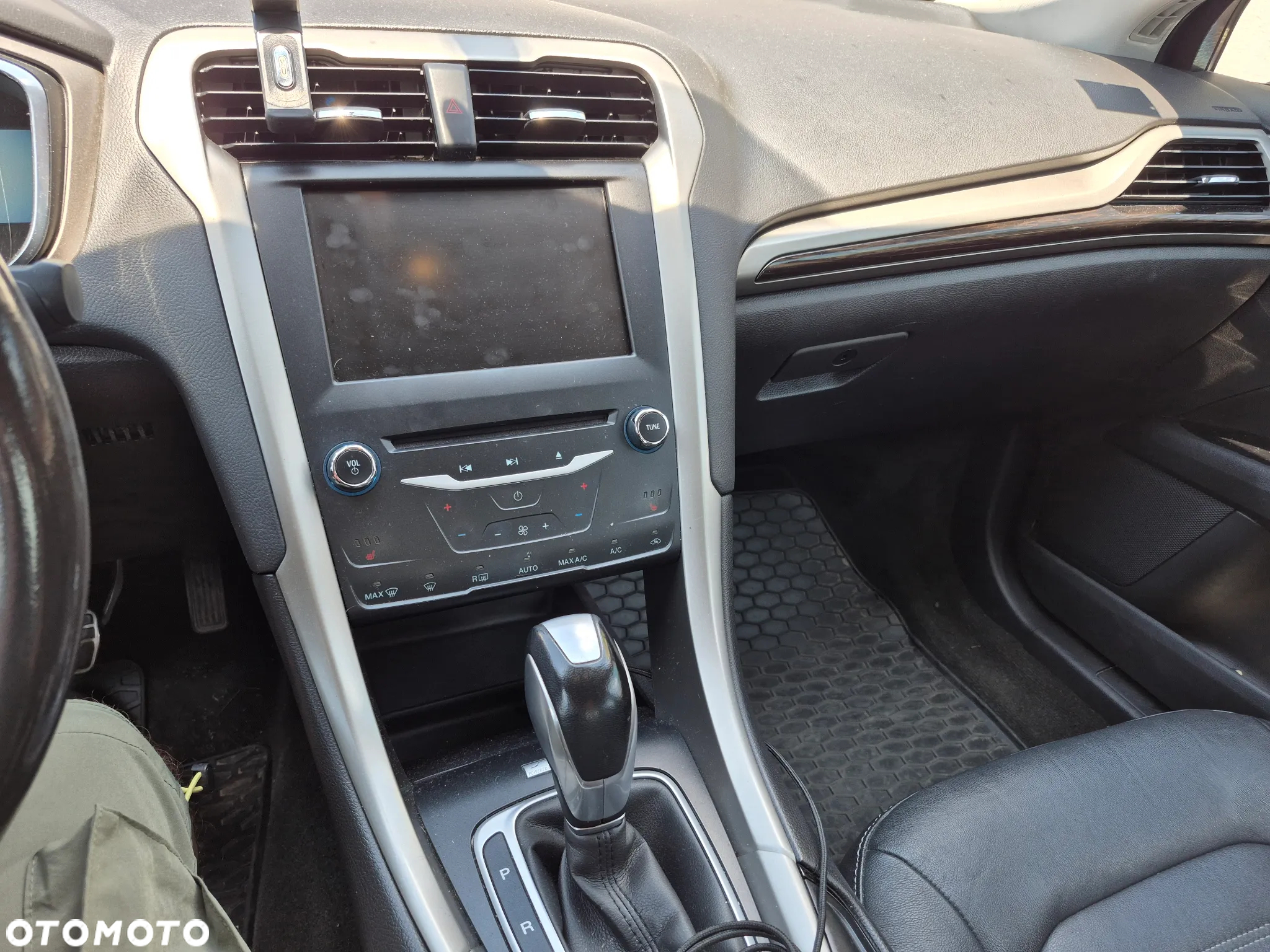 Ford Fusion - 14