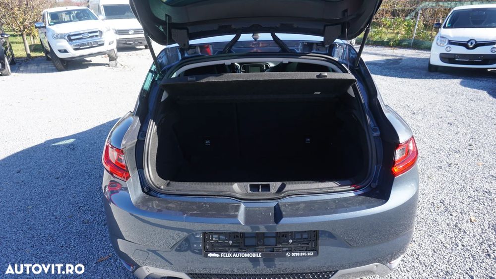 Renault Megane ENERGY TCe 130 GT LINE - 13