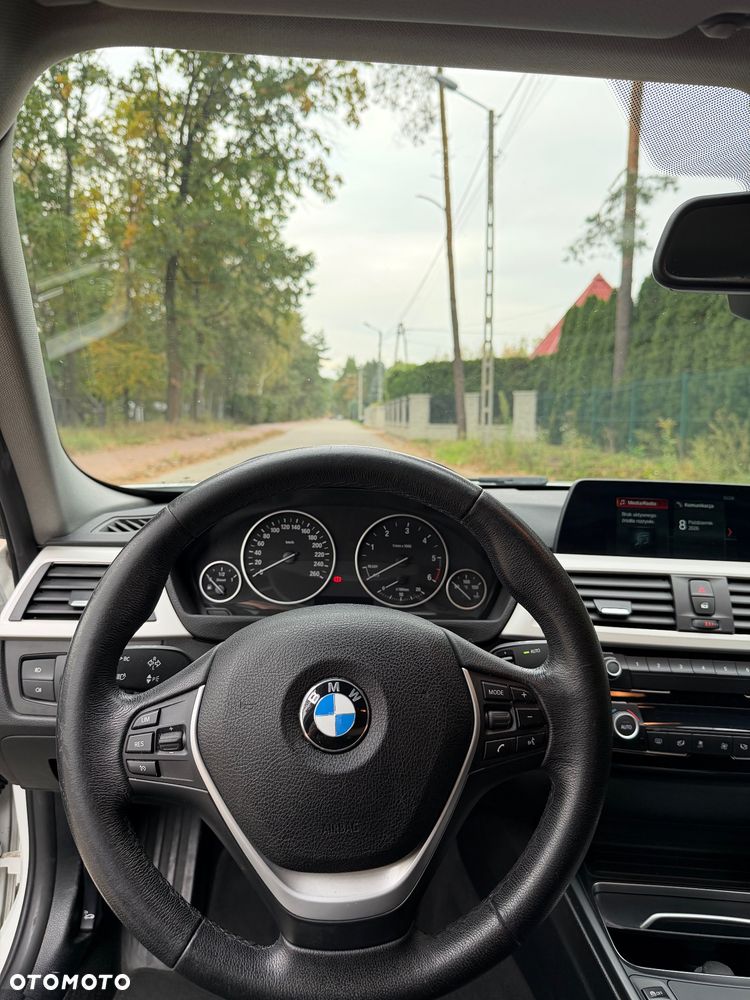 BMW Seria 3 318d - 9