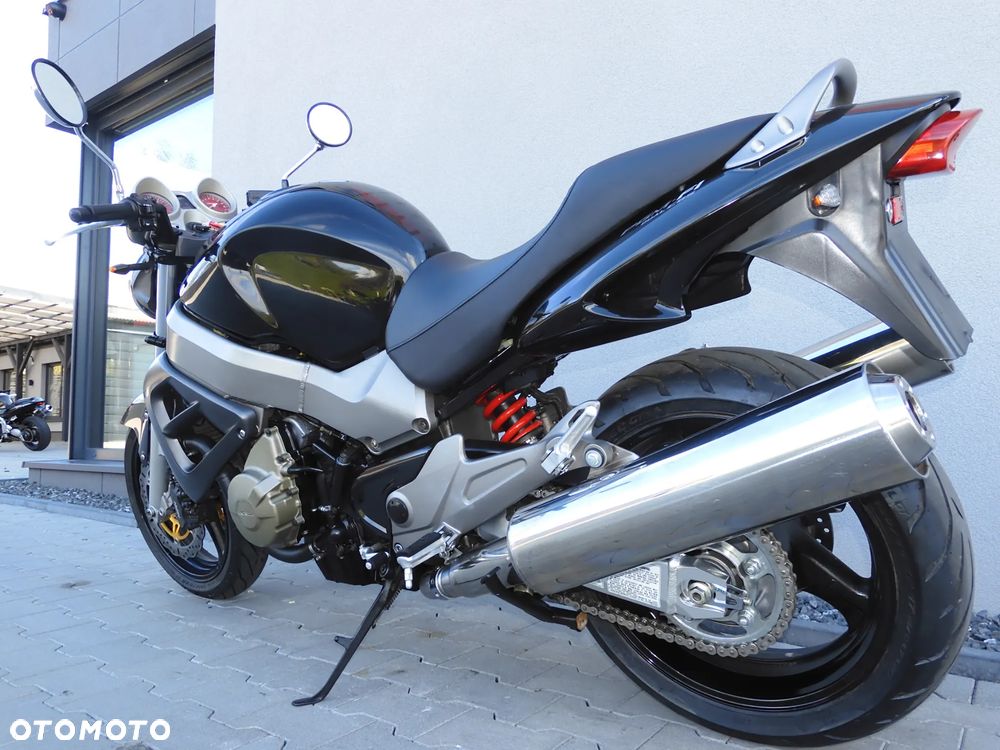 Honda X11 - 39