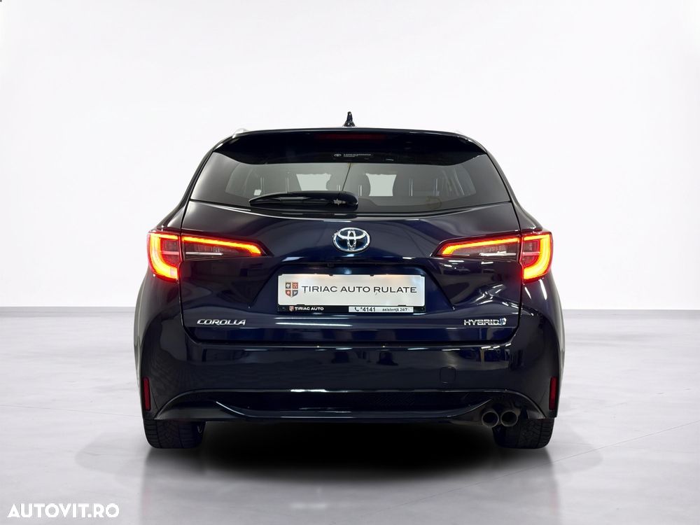Toyota Corolla - 5