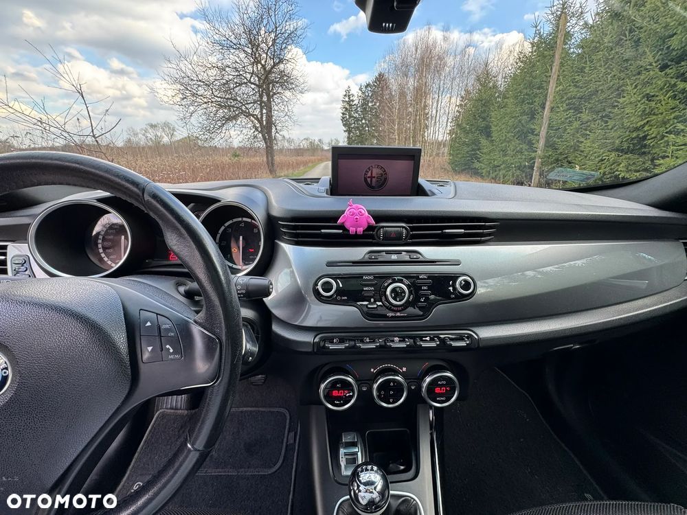 Alfa Romeo Giulietta - 11