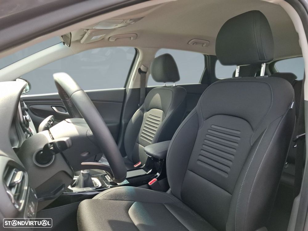 Hyundai i30 SW 1.0 T-GDi Style Plus - 11