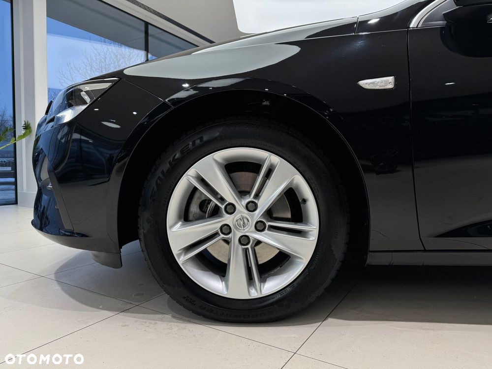 Opel Insignia - 18
