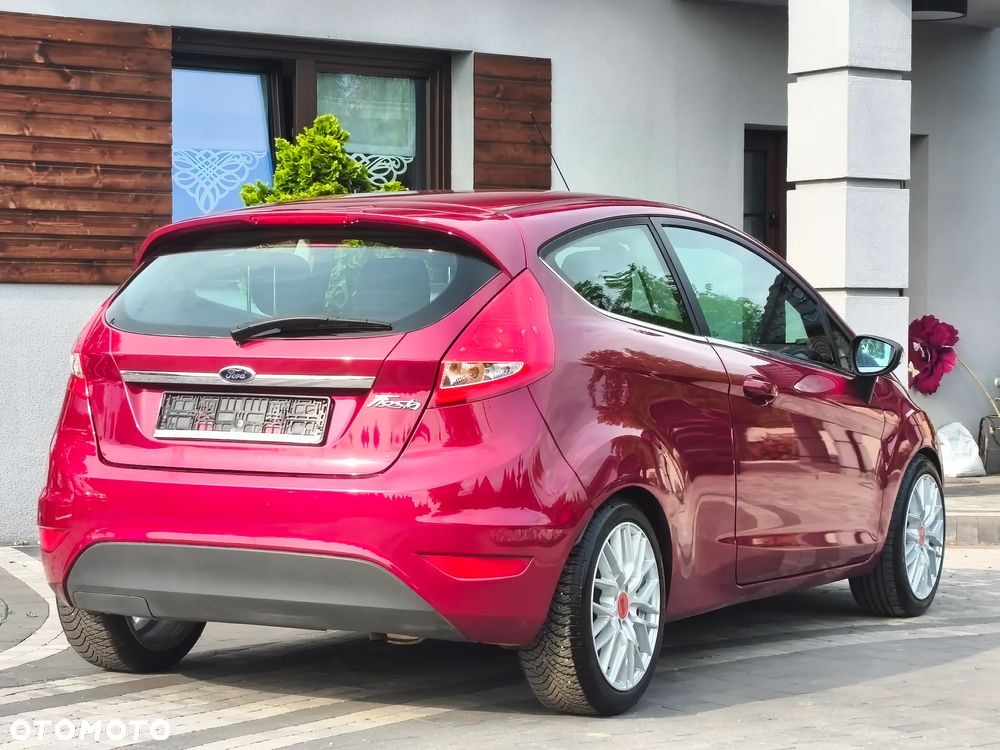 Ford Fiesta 1.25 Titanium EU5 - 19