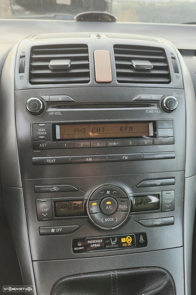 Toyota Auris 1.4 VVT-i Luna - 9