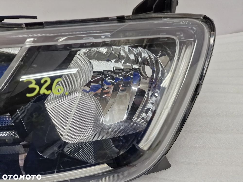 DACIA DUSTER II 17- LEWA LAMPA PRZEDNIA PRZÓD LED , NR 260609367R , NR AUKCJI LA326 - 2