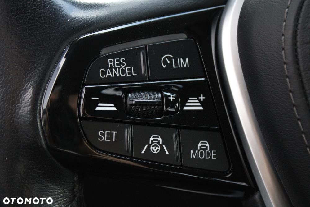 BMW Seria 5 - 17