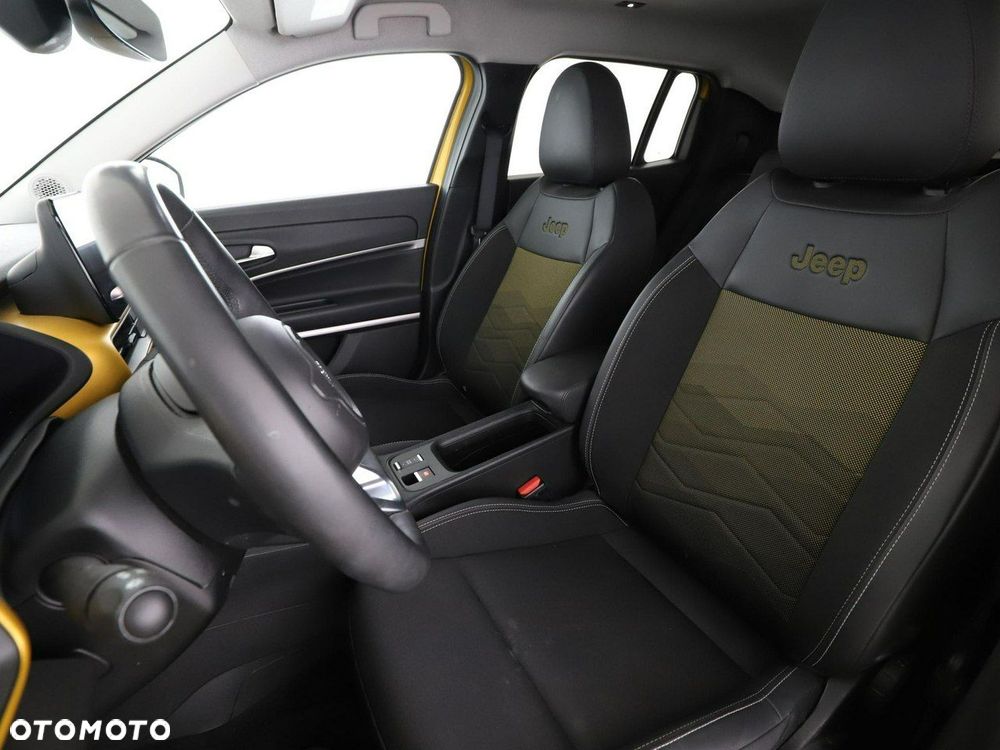 Jeep Avenger 1.2 GSE T3 Summit FWD - 14