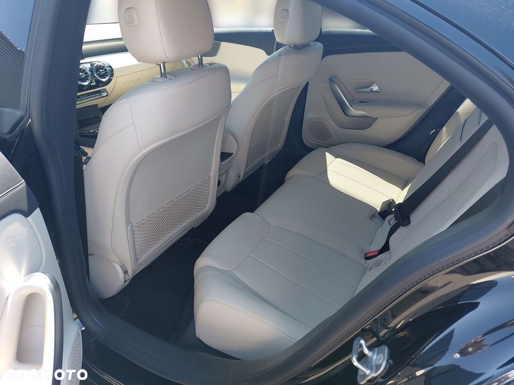 Mercedes-Benz CLA 200 mHEV Progressive 7G-DCT - 17
