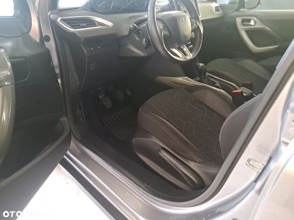 Peugeot 2008 1.6 BlueHDi Active - 8