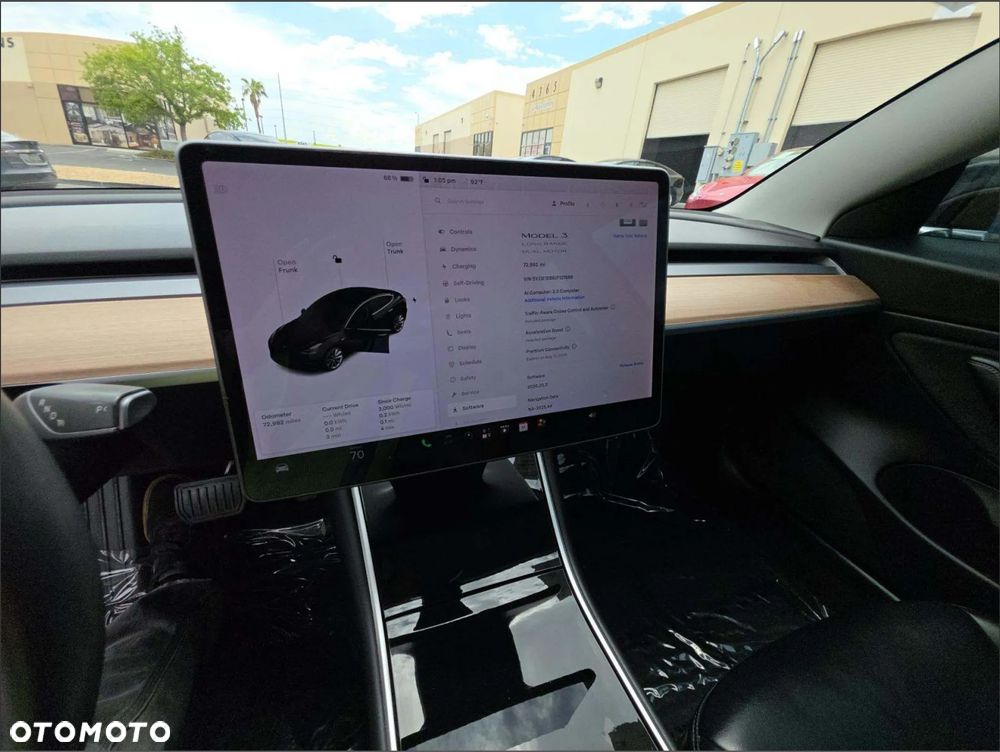 Tesla Model 3 Premium Langstreckenbatterie AWD Dual Motor - 11