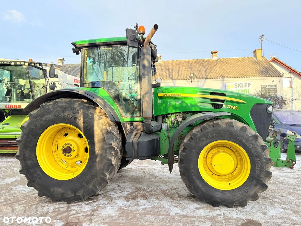 John Deere 7830 - 11