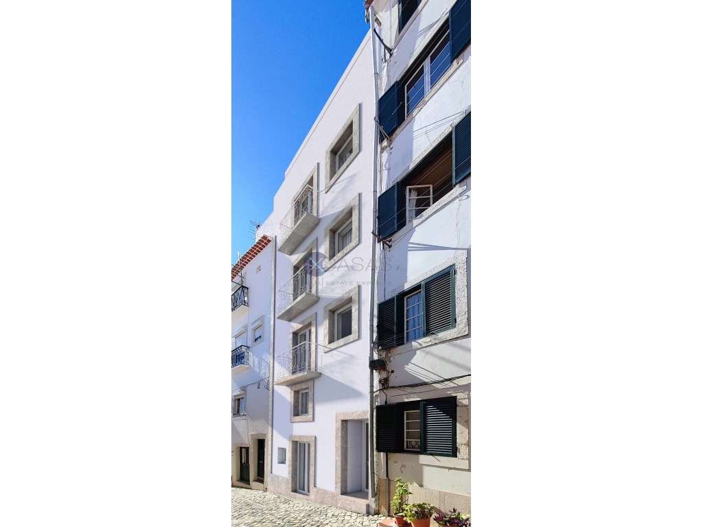 Predio para construção, para venda em Alfama, com vista de Rio.
RU... - Grande imagem: 3/12