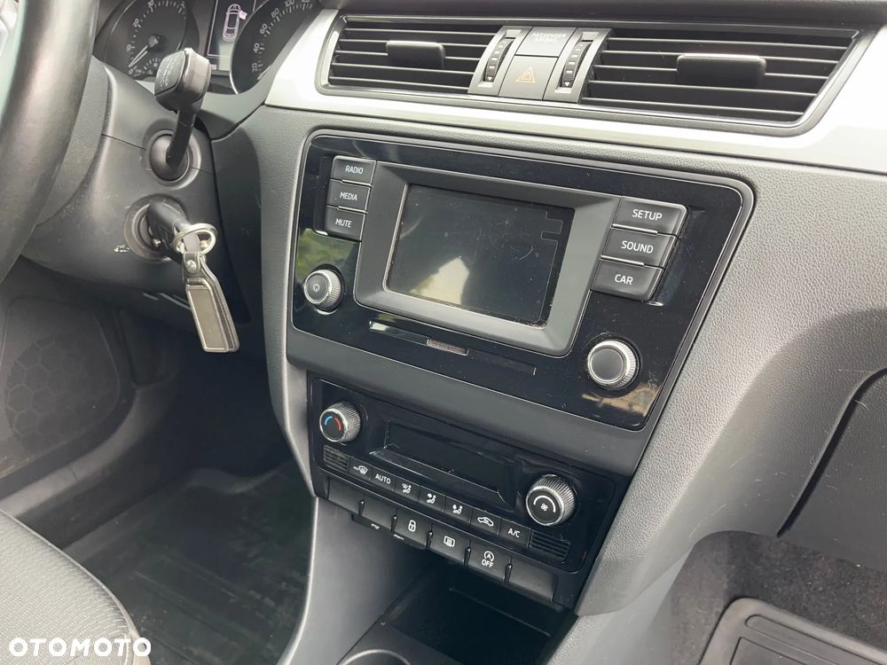 Skoda RAPID - 16