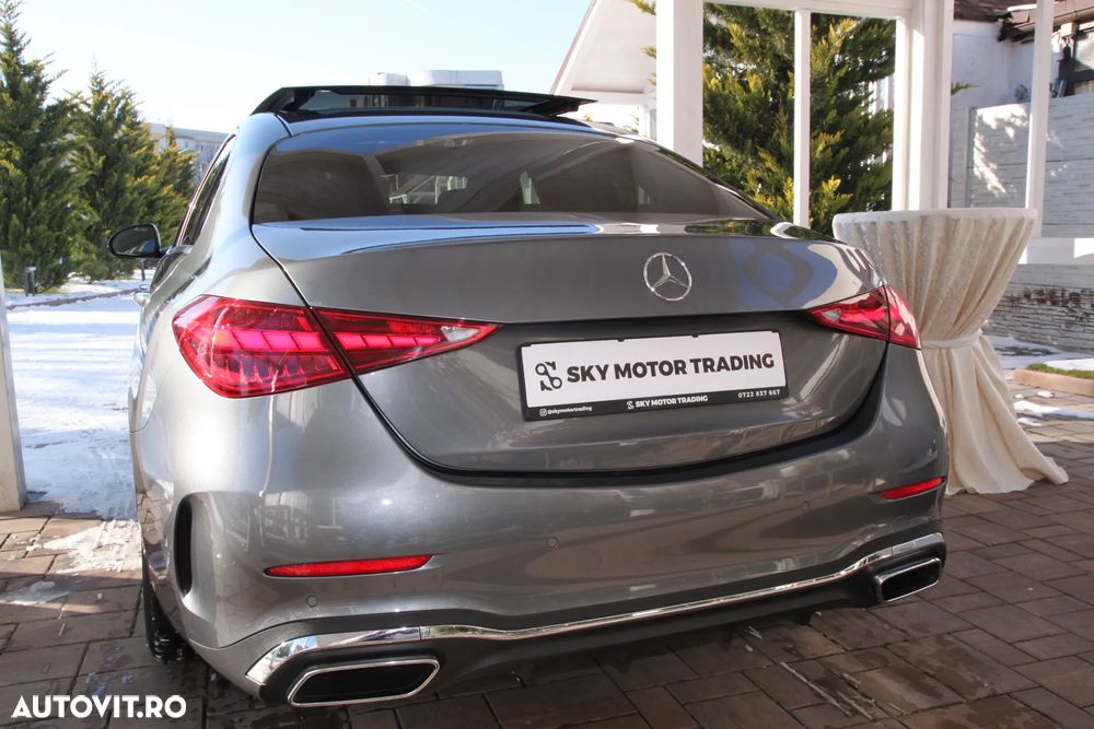 Mercedes-Benz C - 33