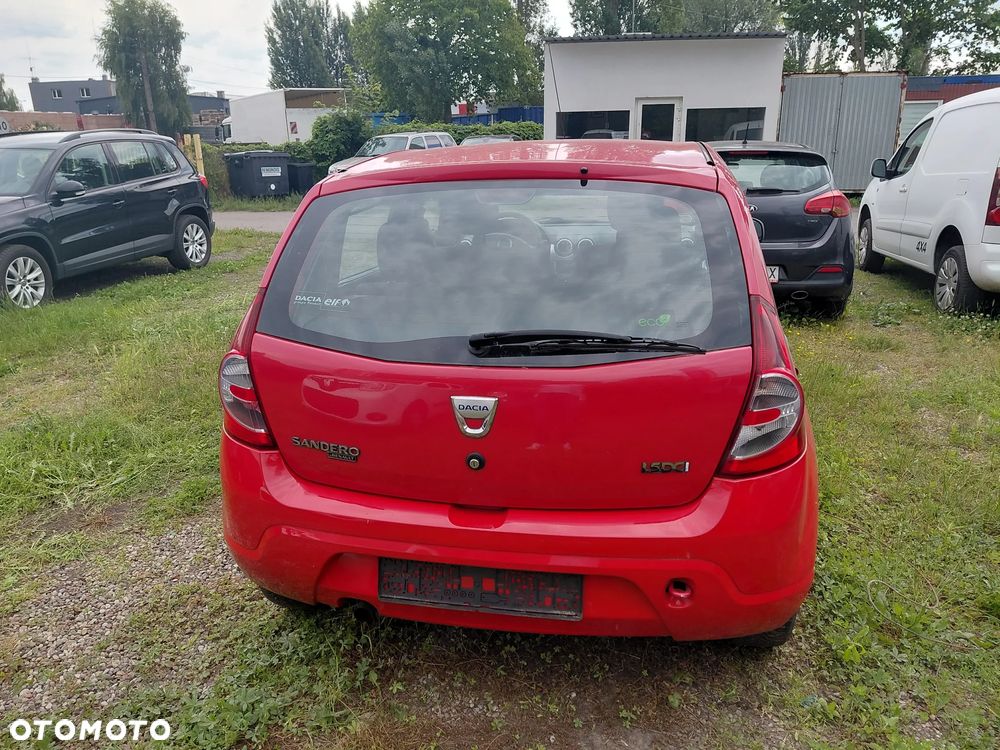 Dacia Sandero - 8
