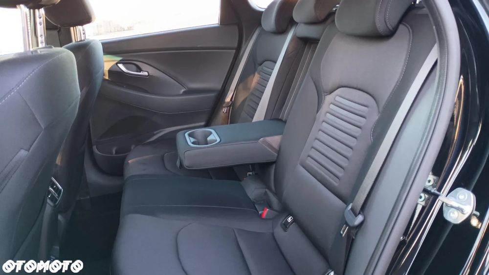 Hyundai i30 1.5 T-GDI 48V Smart - 14