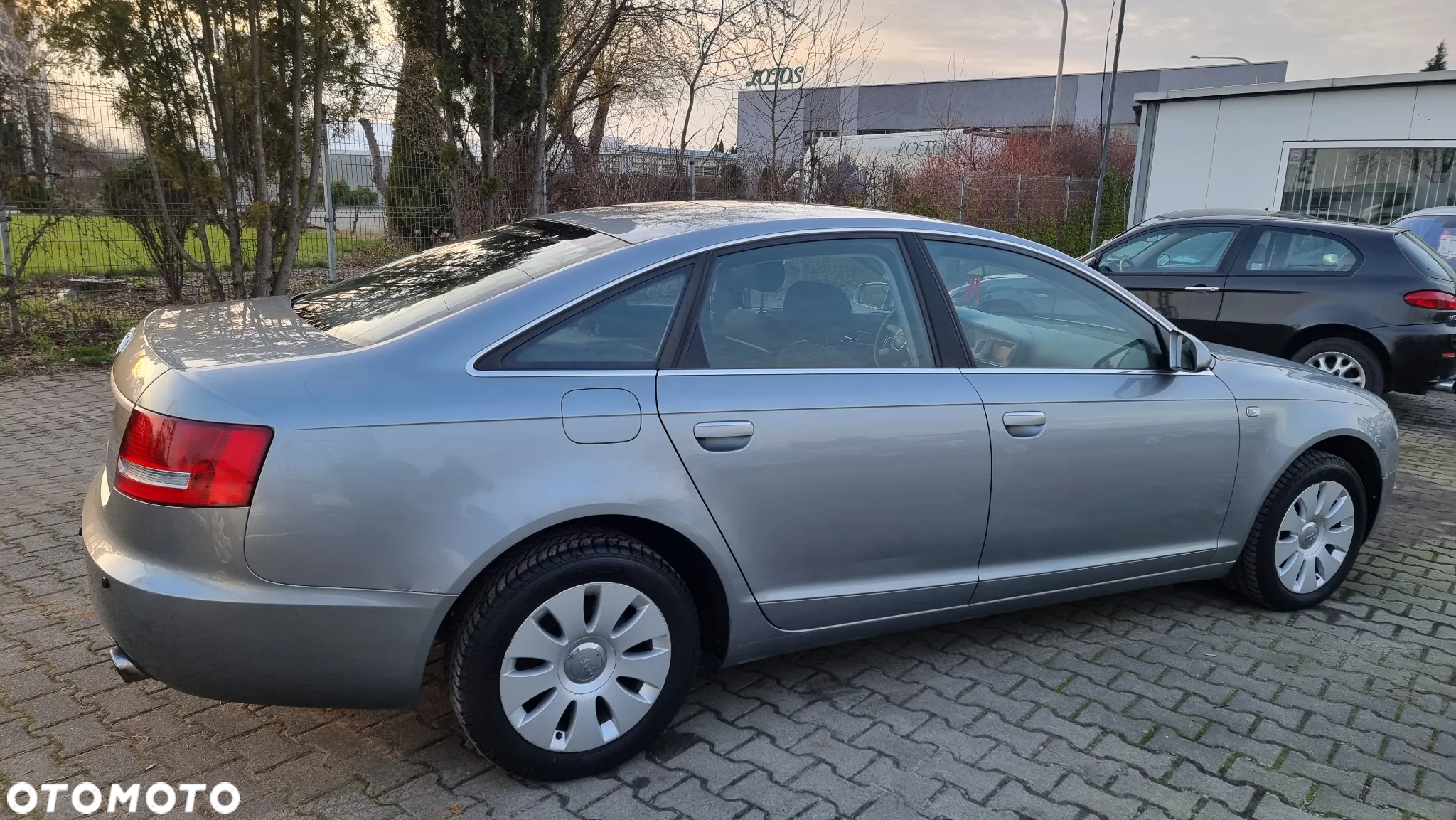 Audi A6 2.0T FSI - 17