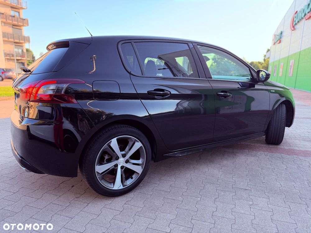 Peugeot 308 - 5